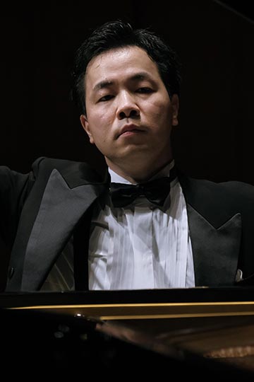 関本昌平 (ピアノ) Shohei Sekimoto