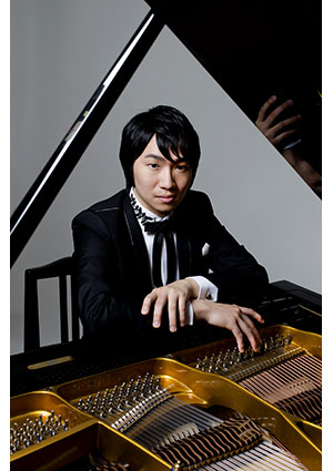 阪田知樹 ピアノリサイタルシリーズ～vol.2 踊りから花開くピアノ音楽の世界～