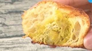 織り込みが美しすぎる！意外な組み合わせで夏にピッタリな超バリバリ食感のデニッシュ＆サクサクにモチモチ？進化系塩バターパン