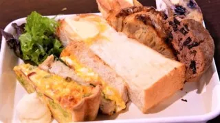 パン7種類がサービス！？まさかの「食パン1斤付き」も！岐阜市の超お得なモーニングを大調査