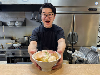 ラーメン数珠つなぎ第四弾!一口すすればたちまちとりこに!極うま白醤油らーめん「麺屋 伊藤」
