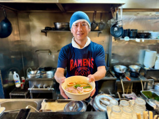 ラーメン数珠つなぎ第十二弾!創業20年以上!白湯が織りなす至高のうまみ 「らーめん専門店 拉ノ刻」