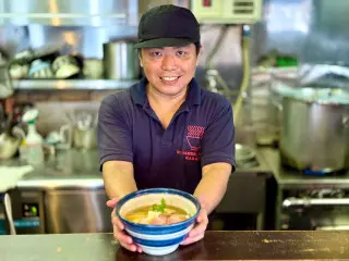 ラーメン数珠つなぎ第十四弾！豚のうまみ、塩のキレ！至高の一杯「らーめん 奏」