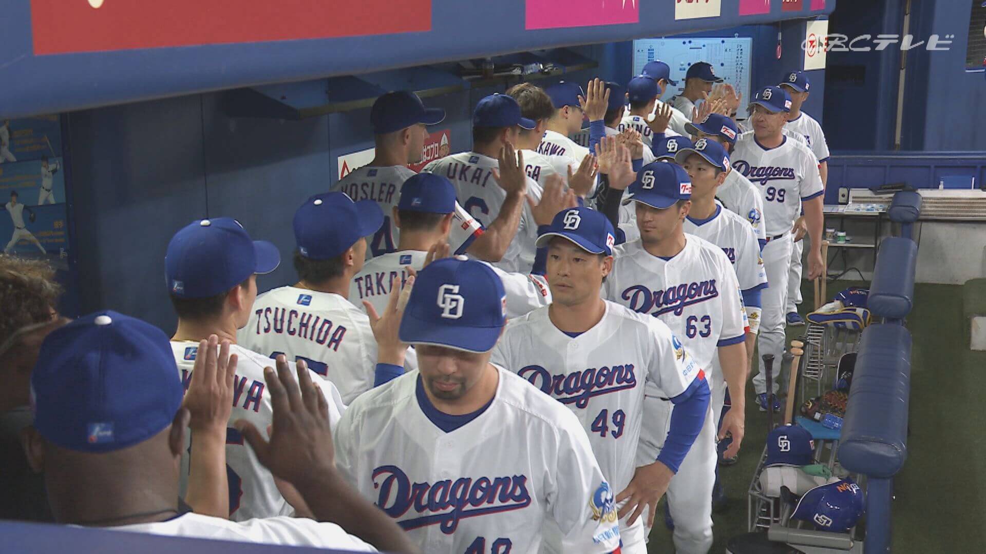 井上竜“お盆の本拠地６連戦”で負け越し、今なお続くベンチ采配の「なぜ？」