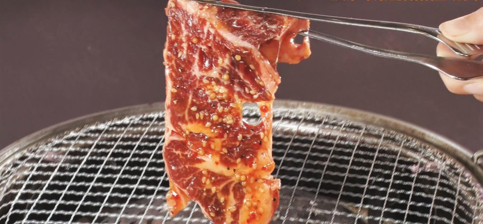 焼肉や寿司が高コスパで食べ放題！約200種類のメニューを親子で楽しめる“食のテーマパーク”とは