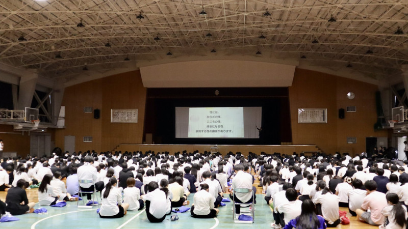 CBCテレビ me:tone編集部：愛知県立中川青和高等学校で開催された思春期セミナーの様子