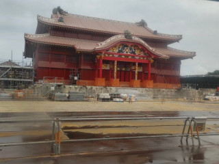 首里城からの便り～火災から６年ぶりによみがえった赤色の正殿お目見え