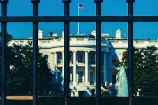 トランプ大統領に手渡されたノーベル平和賞の“メダル”は何を思うのか？