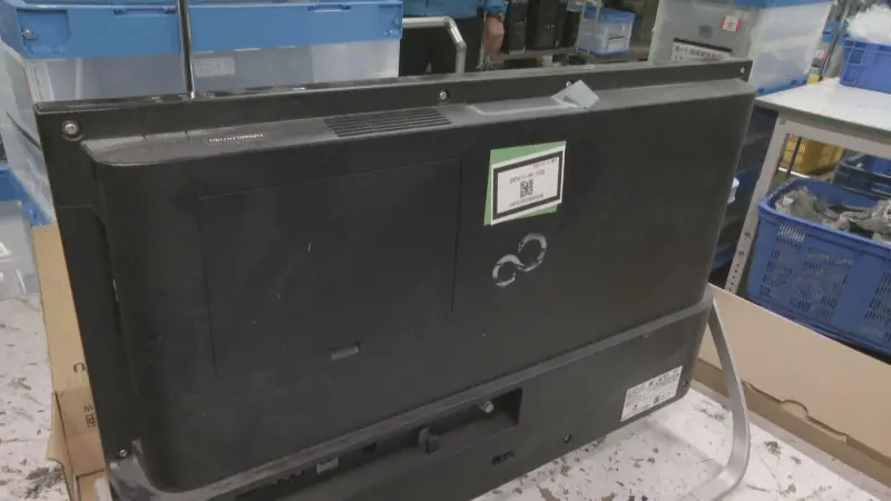 ごみ”から大量の金が!? パソコン基板1トンから天然金鉱山の数十倍の金