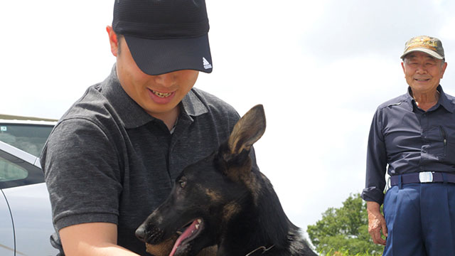 日本の安全を守る警察犬 一人前に育成する民間学校 ｂａｃｋｓｔａｇｅ バックステージ Cbcテレビ