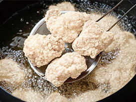 復刻！白いからあげ　4個