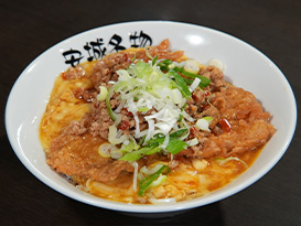 背徳の北京飯 男のギャル飯