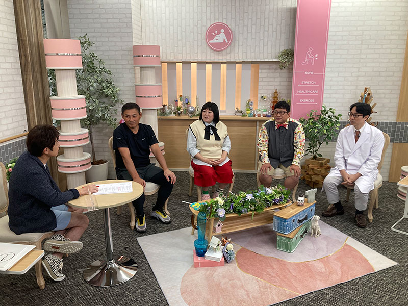 まるっと1時間「ひざ」だけをテーマに語りつくす“ひざエティ”番組!