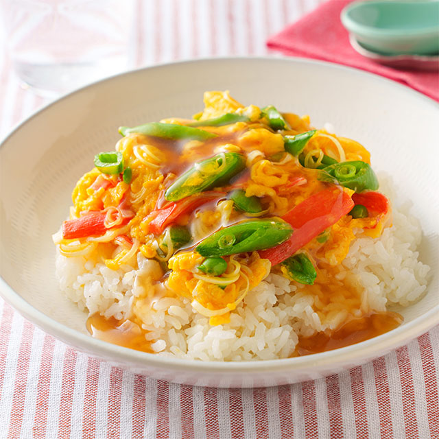 スナップえんどうとかにかまの天津飯