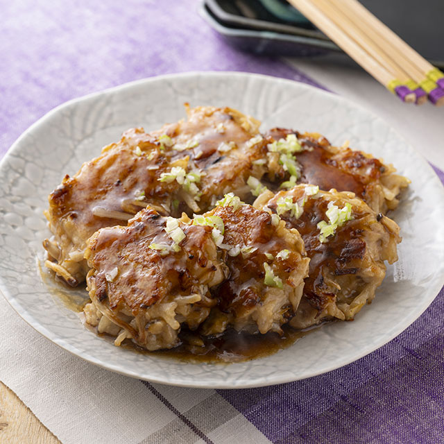 鶏ひき肉ともやしのつみれ焼き