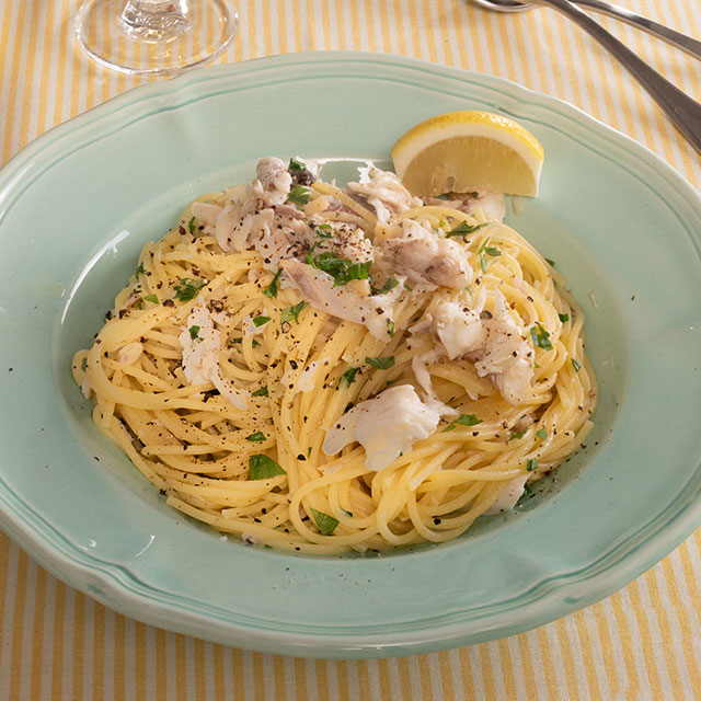 鯛のアラのパスタ