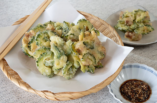 ゴーヤのかき揚げ おかかしょうゆ添え