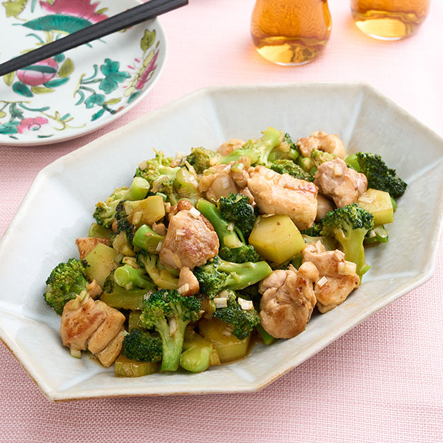 鶏肉とブロッコリーの中華炒め