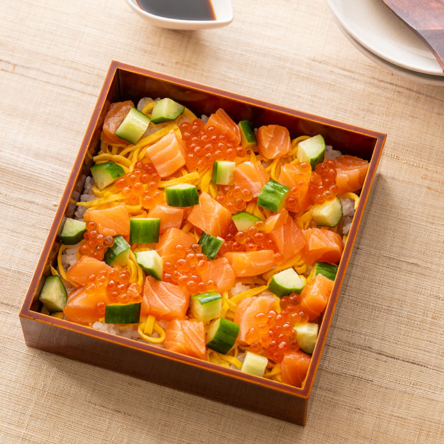 サーモンとイクラの親子ちらしずし