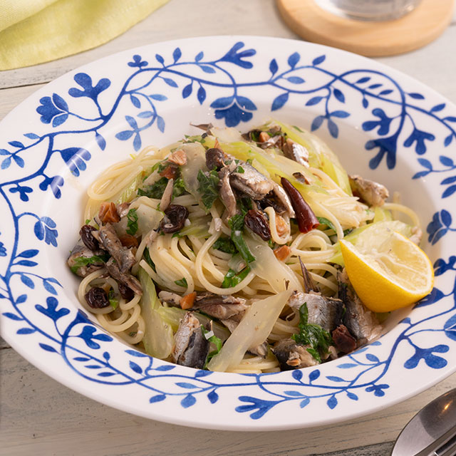 オイルサーディンとセロリのワンパンパスタ