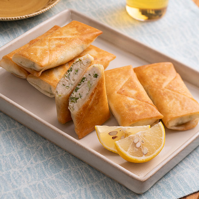 鶏ささ身とセロリの春巻き