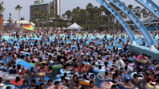 ナガシマジャンボ海水プールの秘密!大波は1枚の鉄板で起こしていた!?家族でお出かけしたい夏スポットに完全密着!(前編)