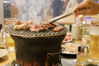 焼肉店そして洋菓子店が過去最多の倒産、飲食店に何が起きているのか?
